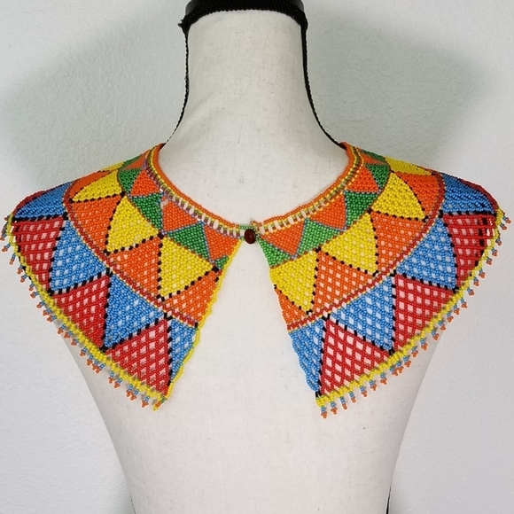 Panamanian Colorful Beaded Collar Necklace - Picture 2 of 4